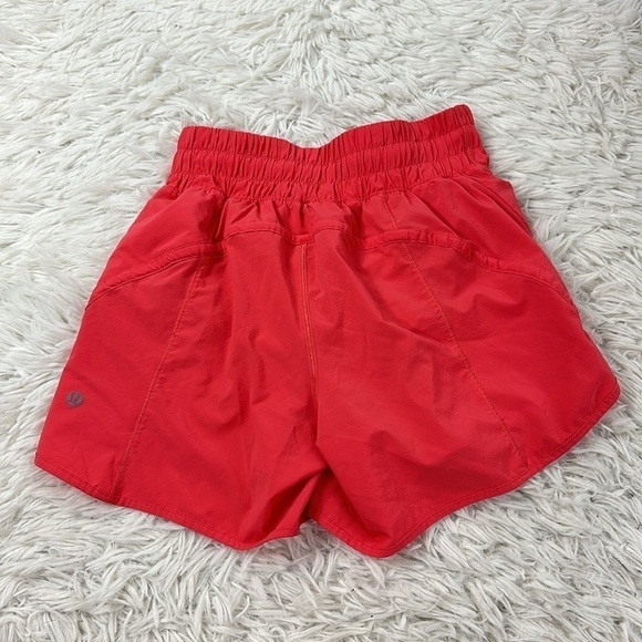 Lululemon Track That Mid-Rise Lined Short 5" Pale Raspberry - Picture 2 of 4